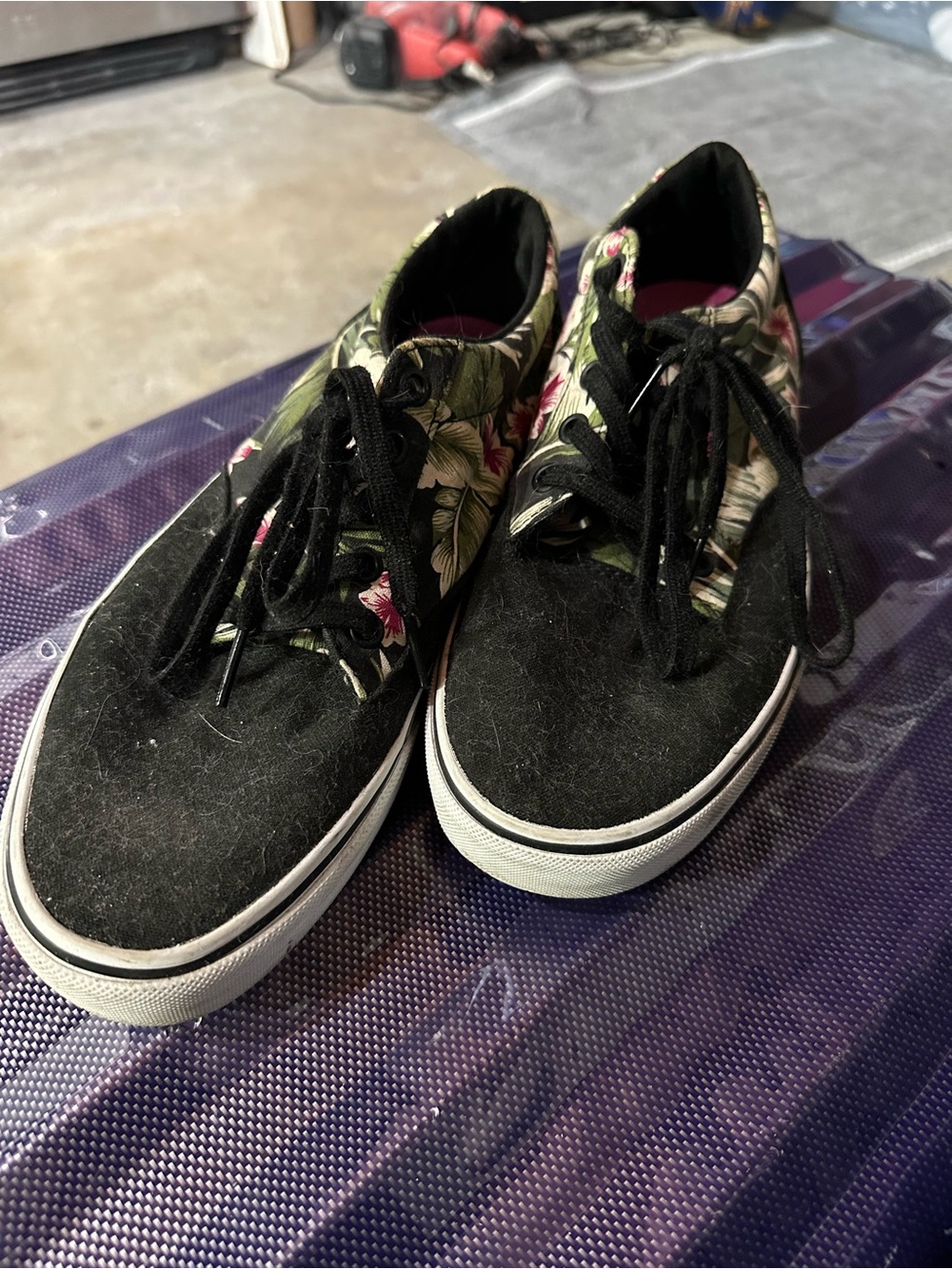 Women’s VANS OFF THE WALL Black Floral Canvas Skate Shoes